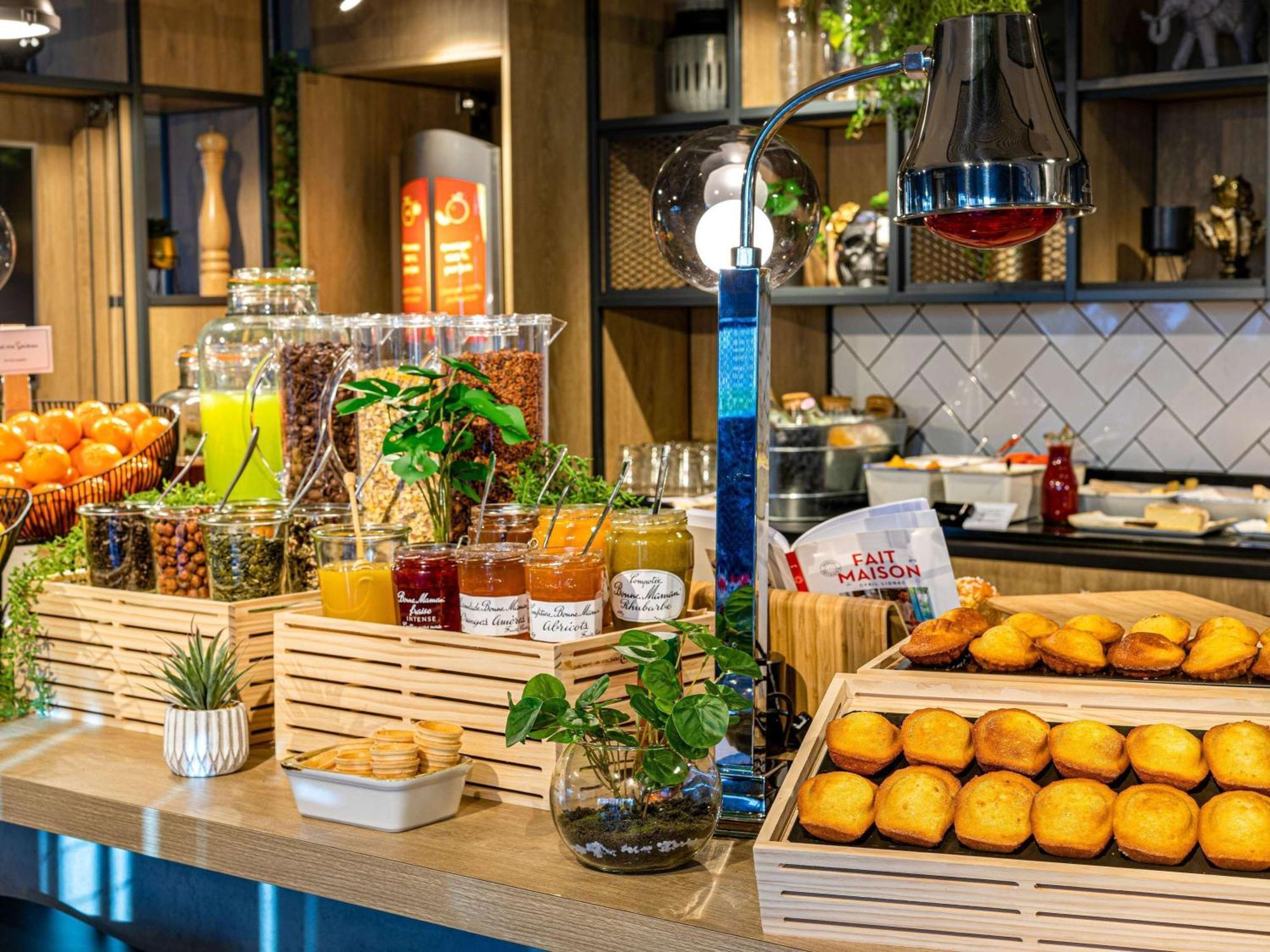 波尔多中心巴斯蒂德宜必思酒店 外观 照片